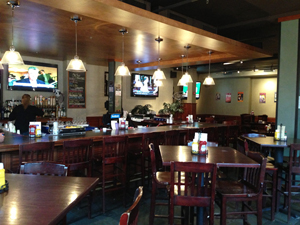 Purple Pub Restaurant, Berkshire Restaurant Reviews, Northern Berkshire Restaurants, Williamstown MA Restaurants